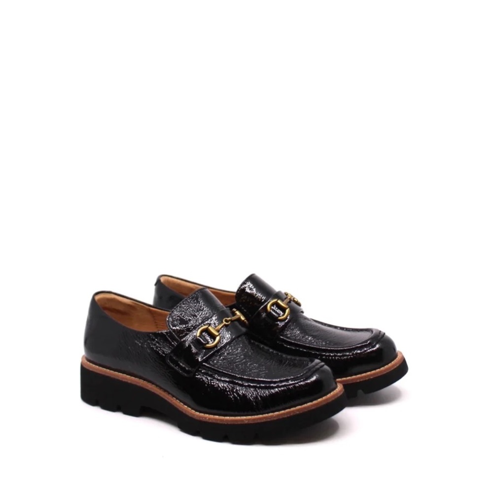 Sofft Prewitt Black Patent Leather Horse Bit Detail Lug Sole Loafers. Like new!